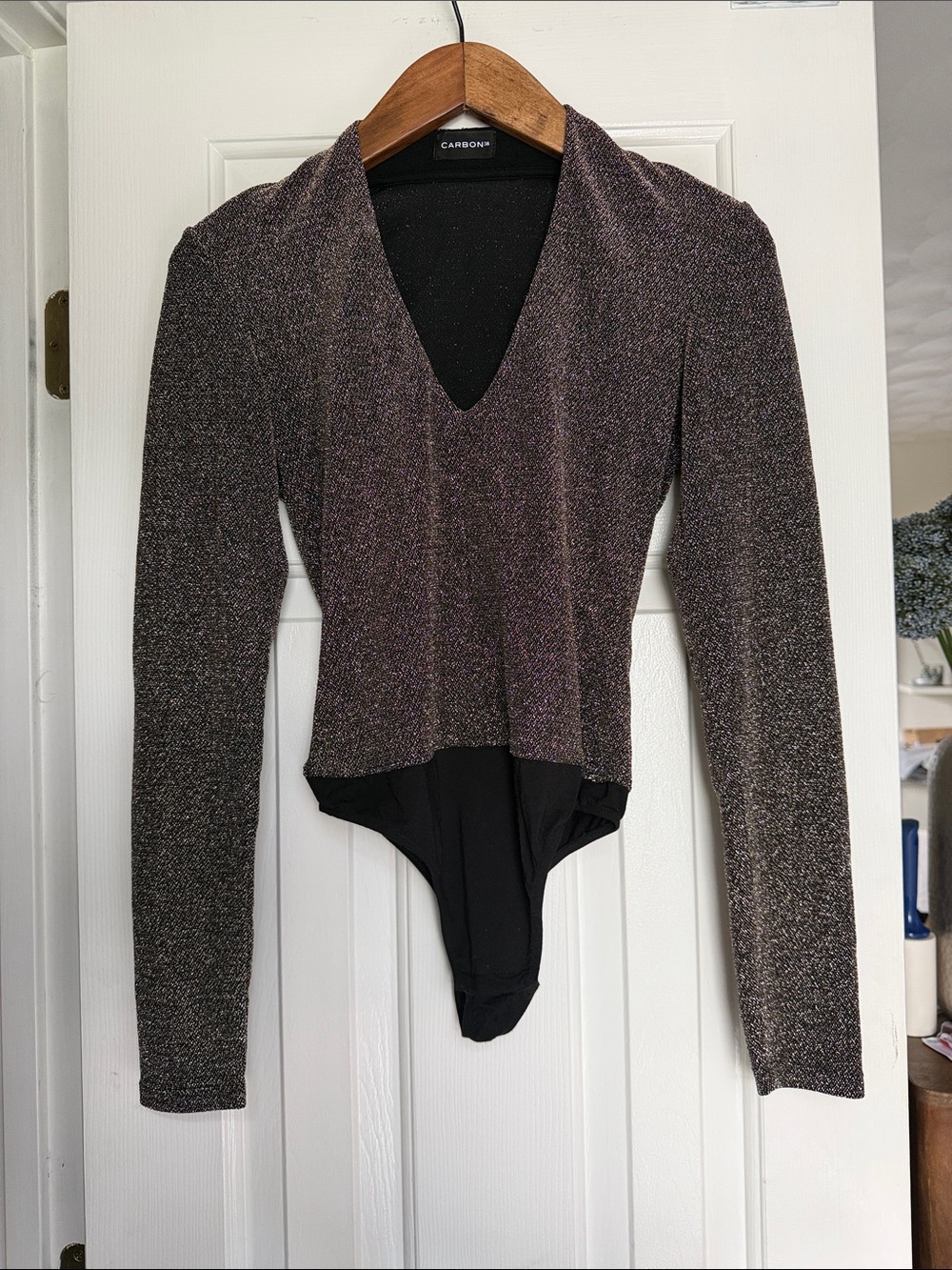 Carbon 38 Shimmery Long-Sleeve Deep V-neck Metallic Bodysuit -Gold. Sz S